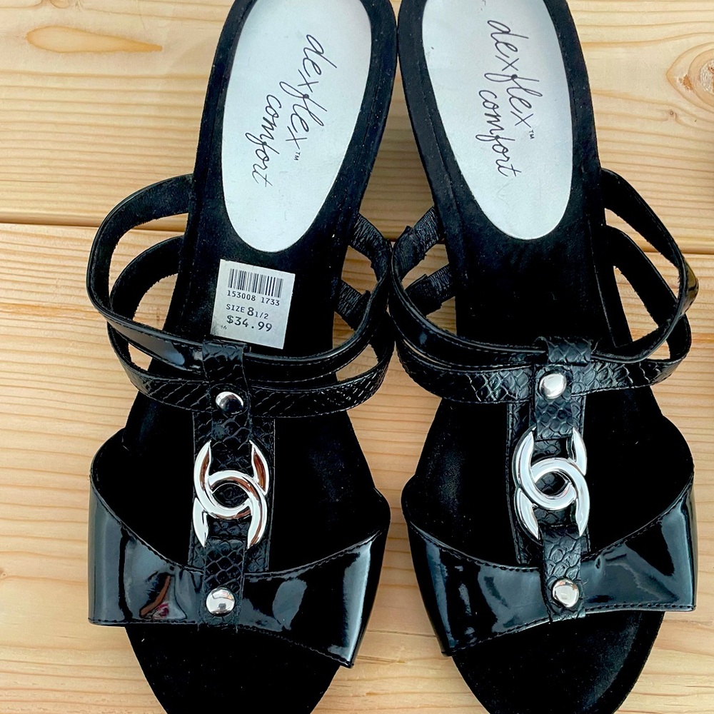 Alex Flex comfort  2 inch heel wedge sandal, black. Great for  everyday use